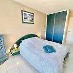 Aquarine Piscine Acces Plage Διαμέρισμα *
